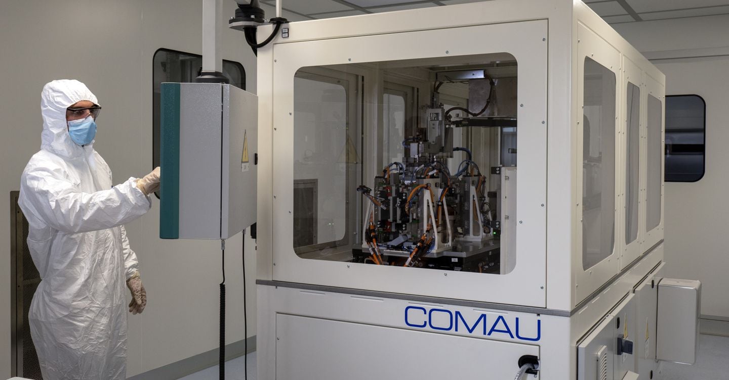 Comau accelera su business delle batterie e apre a Grugliasco la Dry room